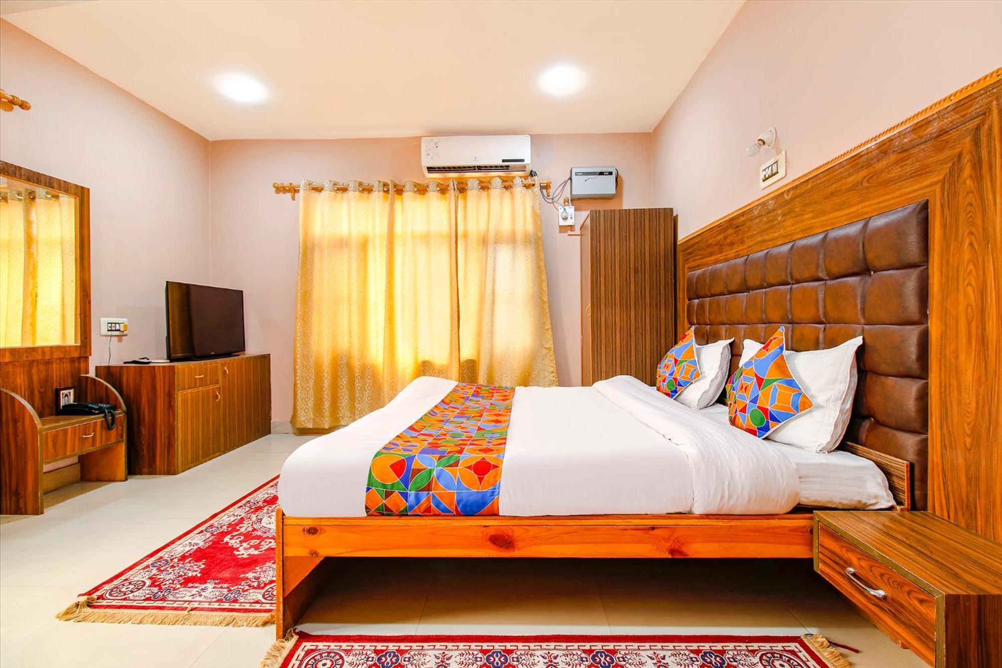 Fabhotel Grand Comforts Haidarpur Buitenkant foto