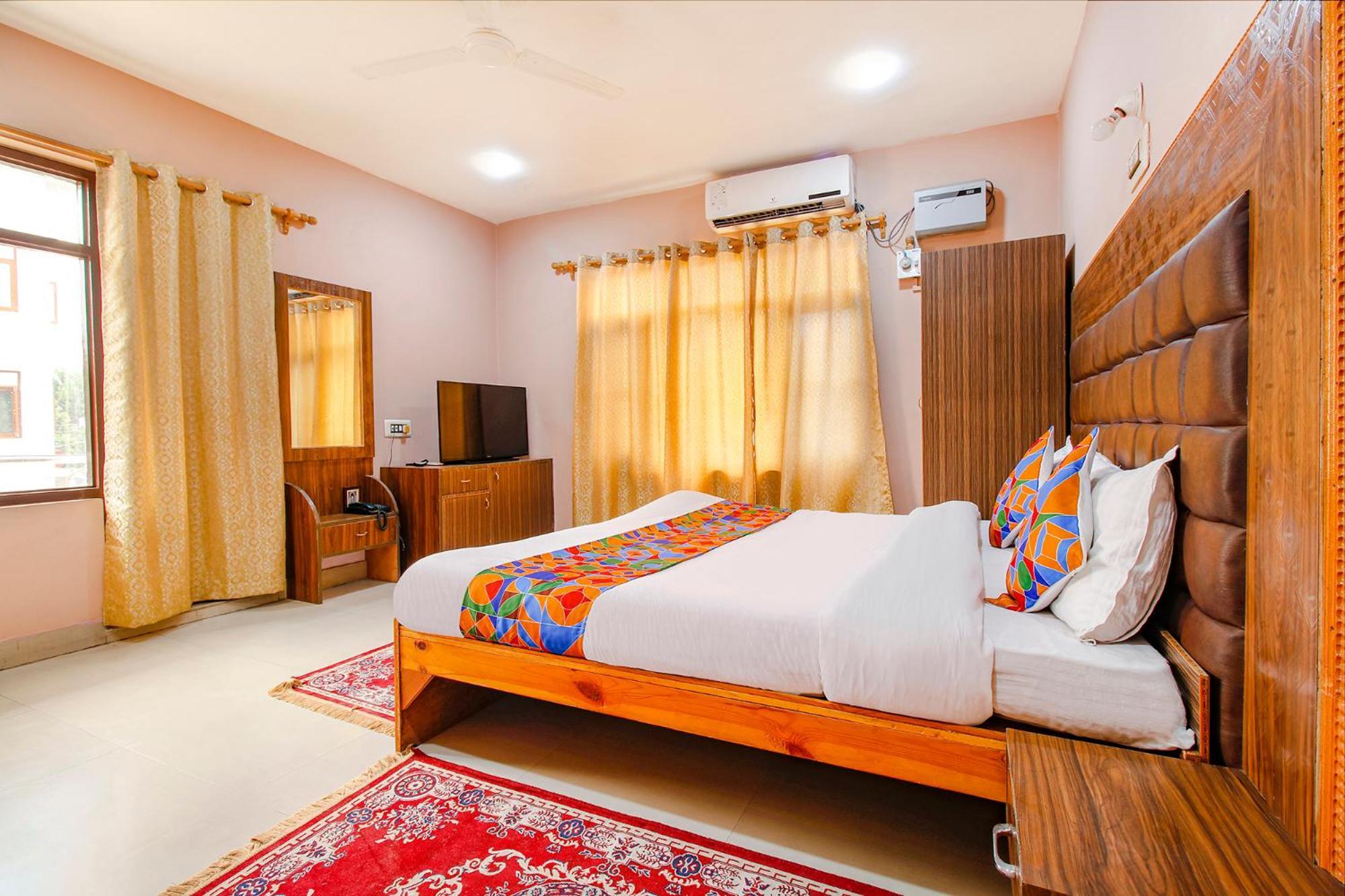 Fabhotel Grand Comforts Haidarpur Buitenkant foto