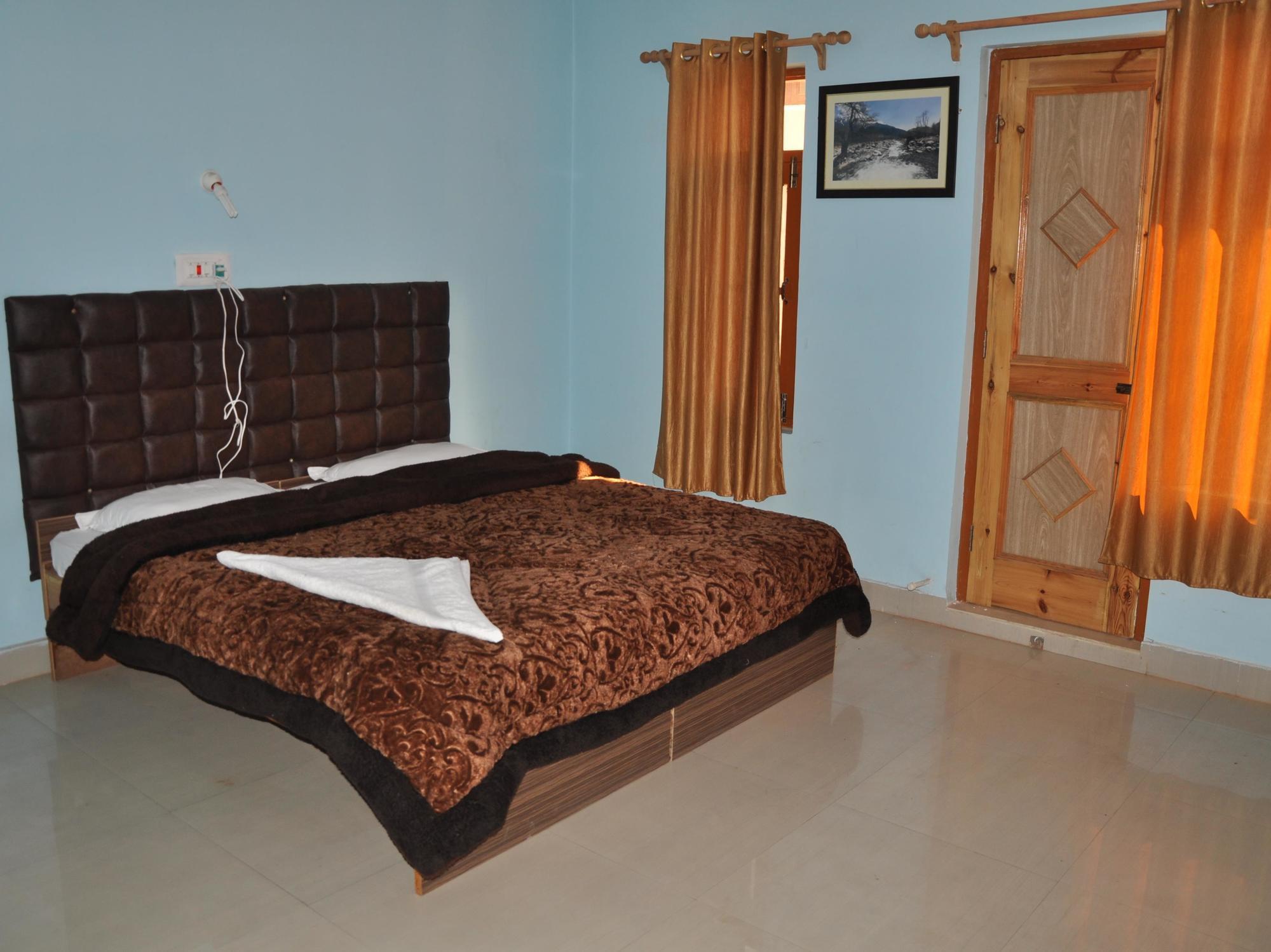 Fabhotel Grand Comforts Haidarpur Buitenkant foto